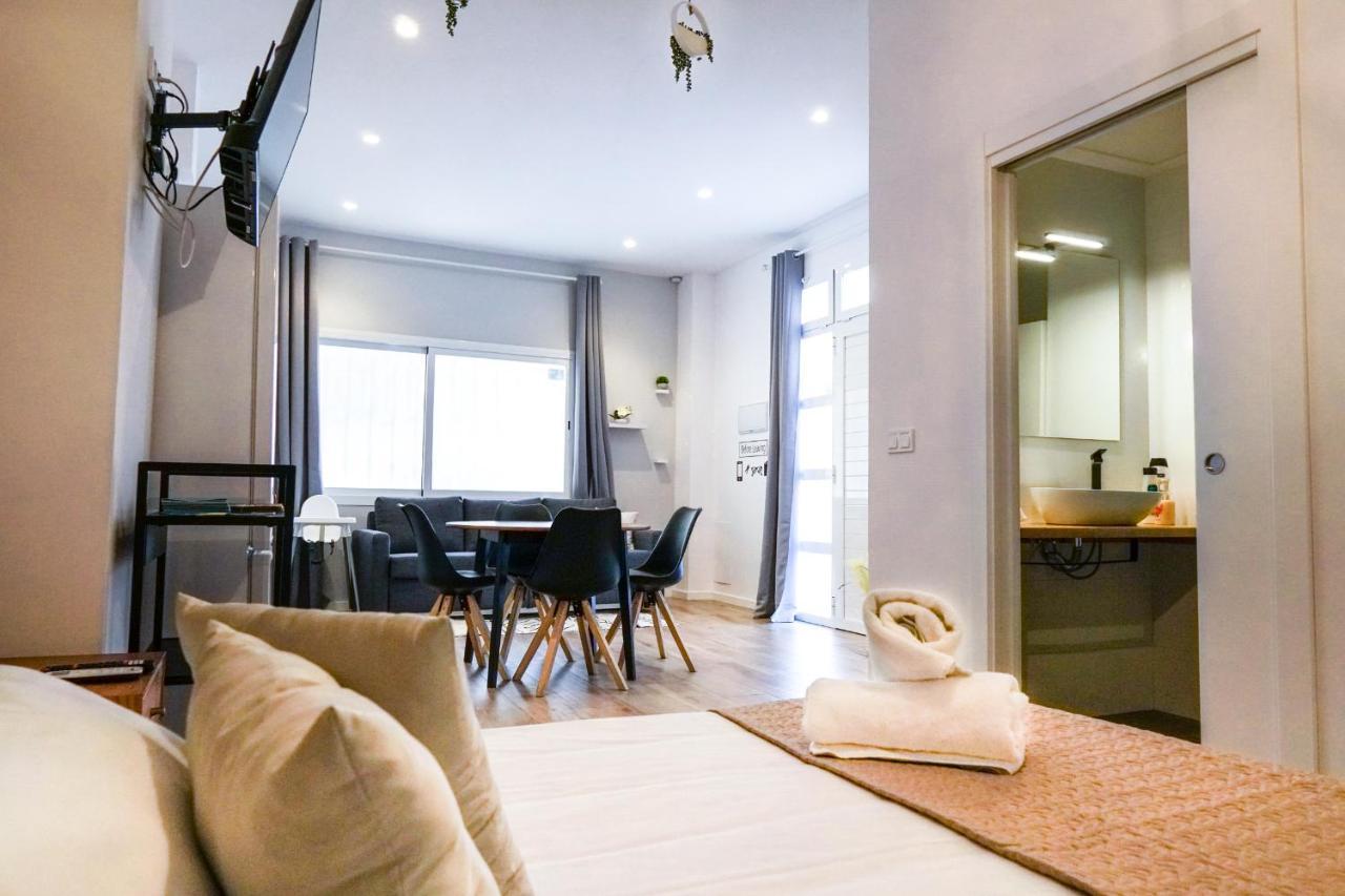 Playa Apartment Valenza Esterno foto